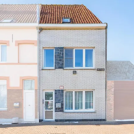 Great House For 6 People At Hébergement de vacances
