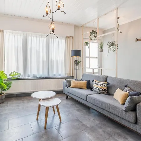 Great House For 6 People At Hébergement de vacances